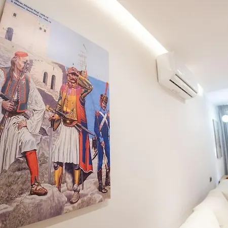 Apartment Erlis Comfy Cozy 2 Komuna Parisit