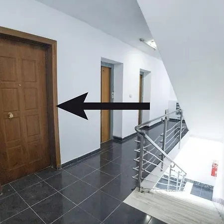 Erlis Comfy Cozy 2 Komuna Parisit Apartment Tirana