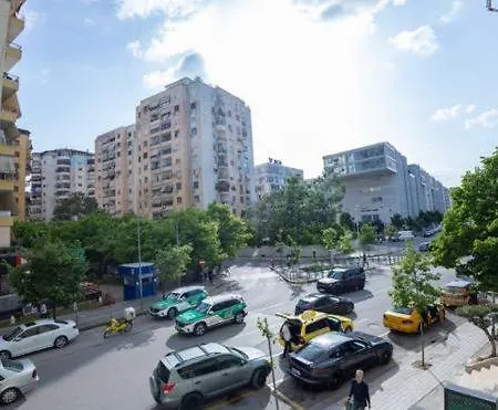 Erlis Comfy Cozy 2 Komuna Parisit Apartment Tirana